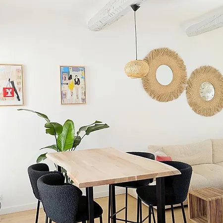 Appartement Cocooning # Lumineux # Vieille Antibes