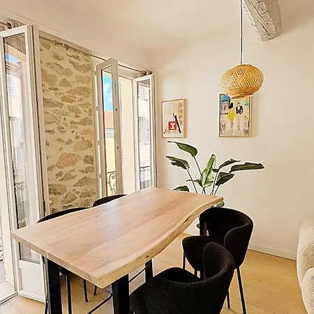 Cocooning # Lumineux # Vieille Apartment