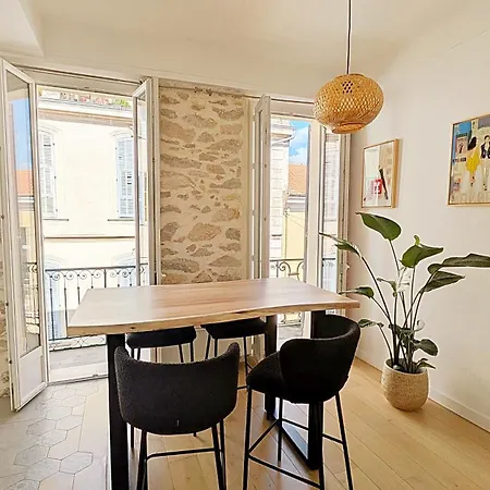 Cocooning # Lumineux # Vieille Appartement