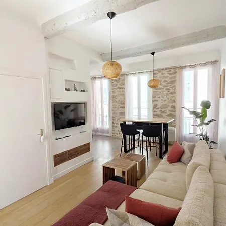 Cocooning # Lumineux # Vieille Appartement Antibes