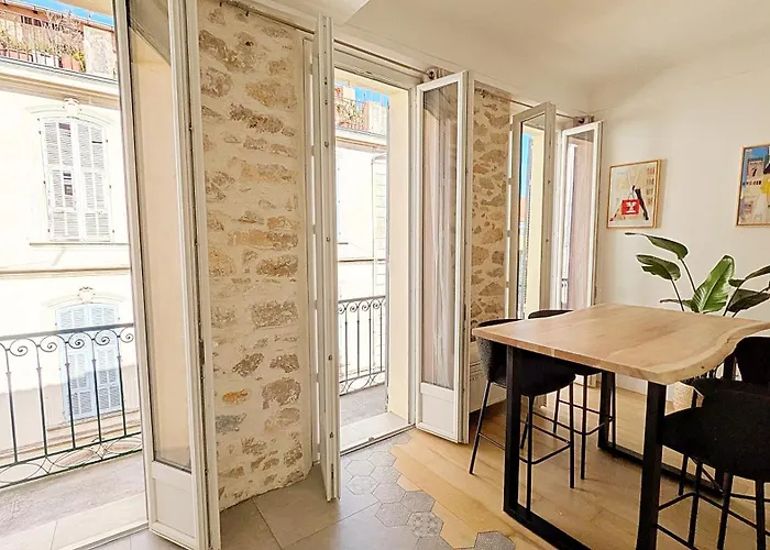 Cocooning # Lumineux # Vieille Antibes